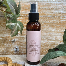 Load image into Gallery viewer, Deuce Blanket Toilet Deodorizer Spray